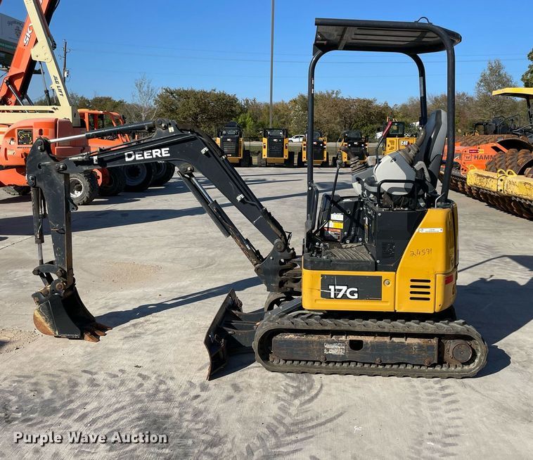 image for item LV9197 2019 John Deere 17G  mini excavator