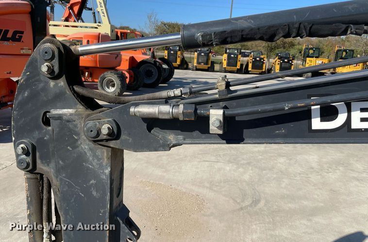 image for item LV9197 2019 John Deere 17G  mini excavator