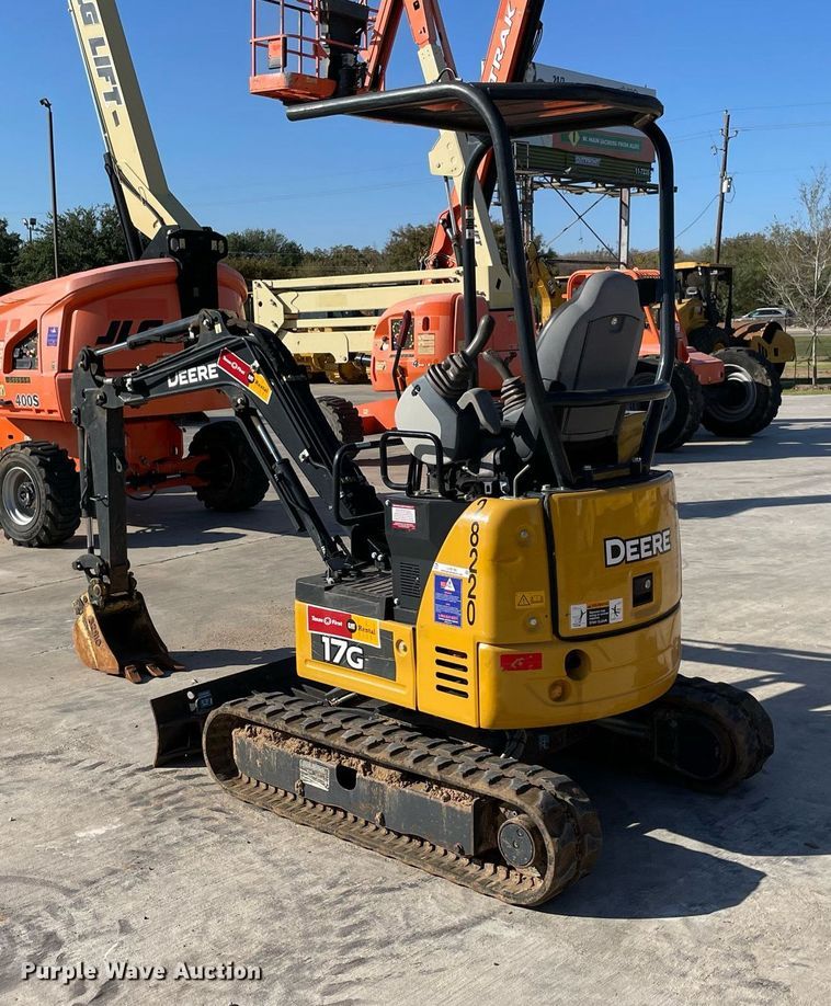 image for item LV9198 2019 John Deere 17G  mini excavator