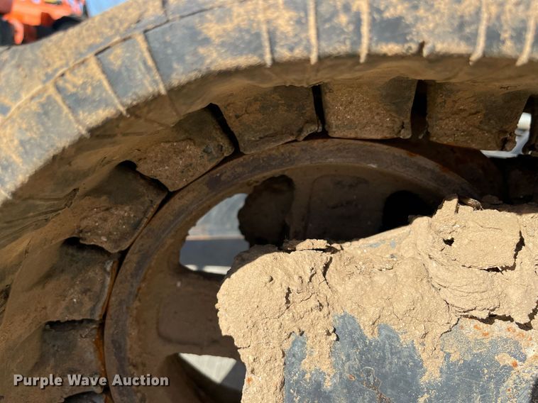 image for item LV9198 2019 John Deere 17G  mini excavator