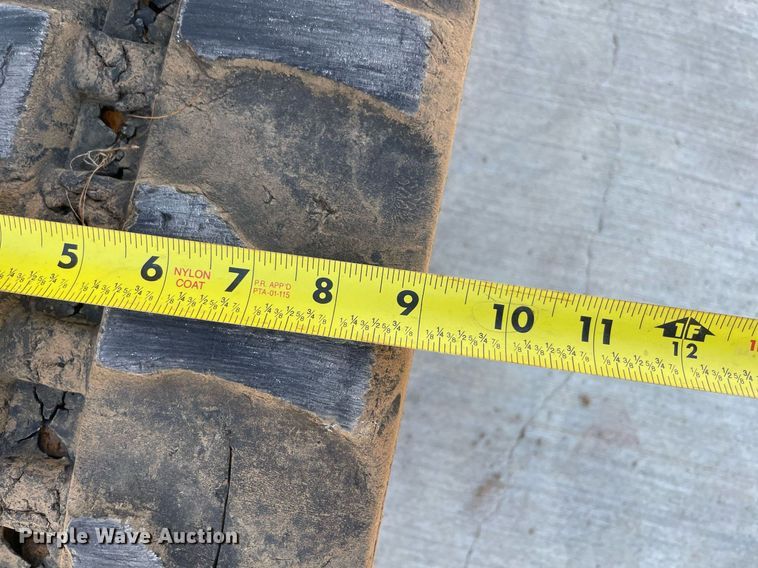 image for item LV9198 2019 John Deere 17G  mini excavator