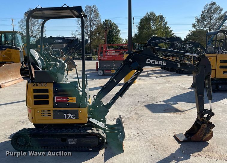 image for item LV9199 2019 John Deere 17G  mini excavator