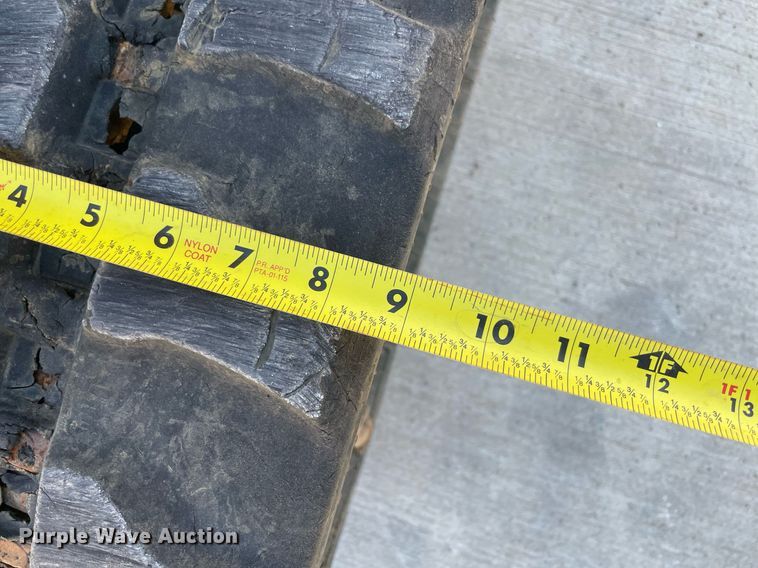 image for item LV9199 2019 John Deere 17G  mini excavator