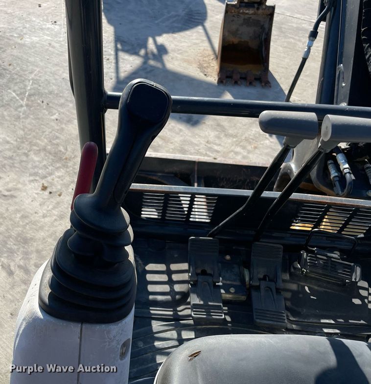 image for item LV9200 2016 John Deere 50G  mini excavator