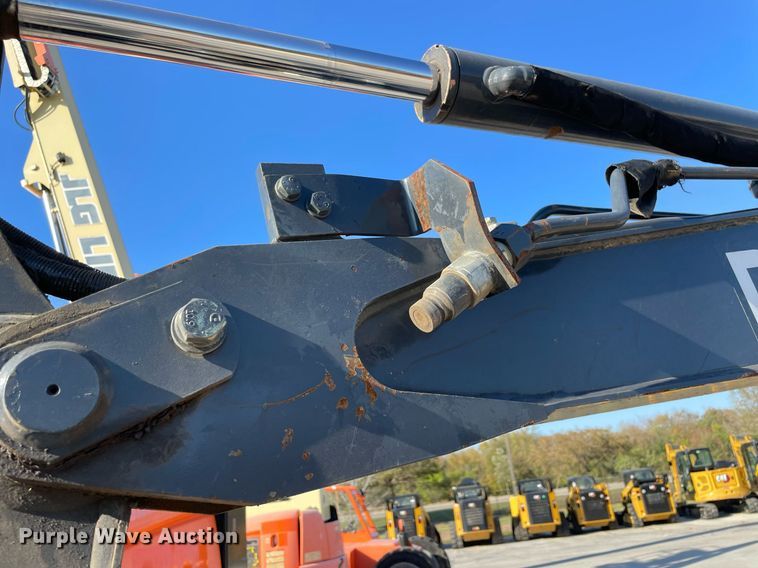 image for item LV9201 2015 John Deere 50G  mini excavator