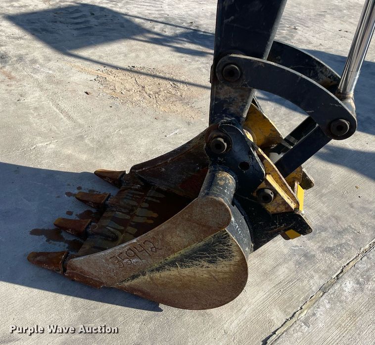 image for item LV9201 2015 John Deere 50G  mini excavator