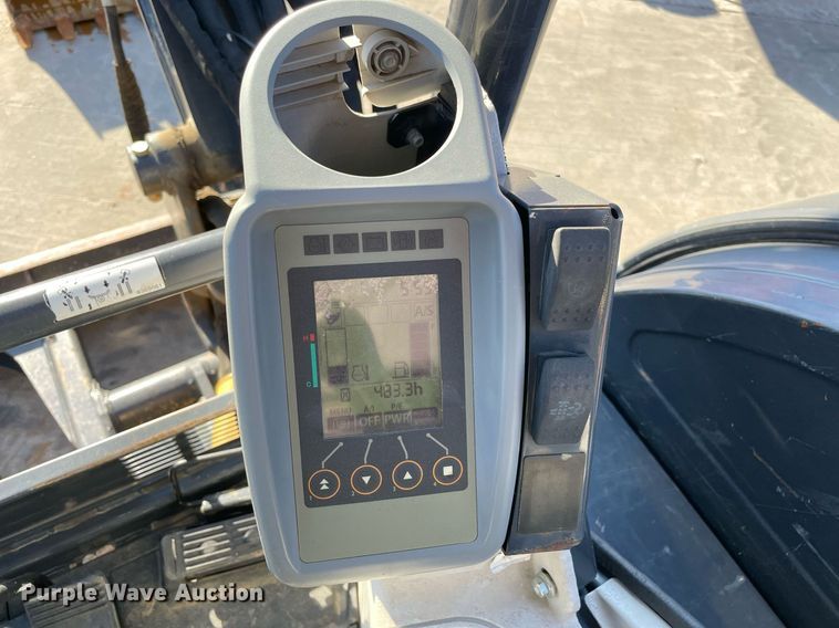 image for item LV9201 2015 John Deere 50G  mini excavator