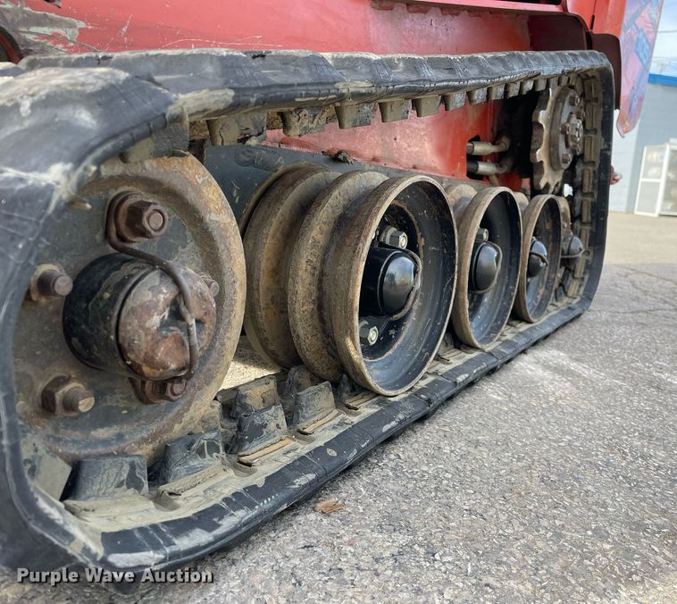 image for item LV9963 2017 Ditch Witch SK1050  compact utility loader