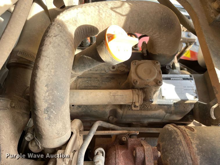 image for item LV9964 2021 Ditch Witch SK900  compact utility loader