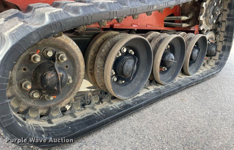 image for item LV9964 2021 Ditch Witch SK900  compact utility loader