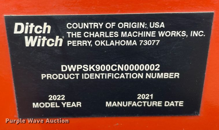 image for item LV9964 2021 Ditch Witch SK900  compact utility loader
