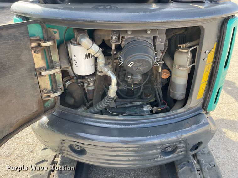 image for item LV9965 2015 IHI 17VX  mini excavator