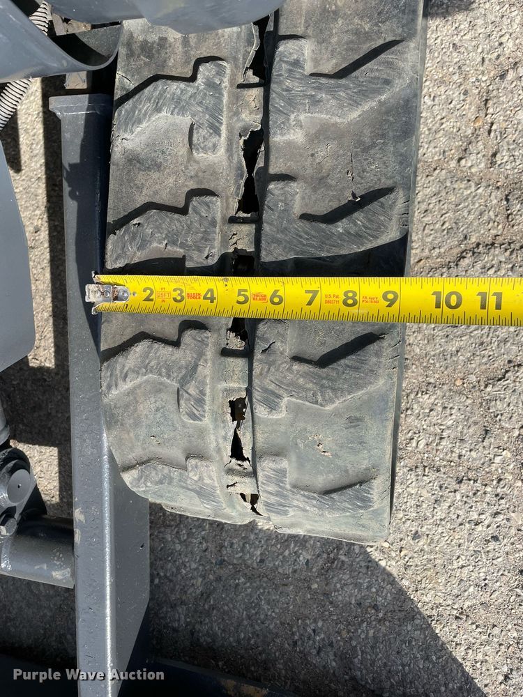 image for item LV9965 2015 IHI 17VX  mini excavator