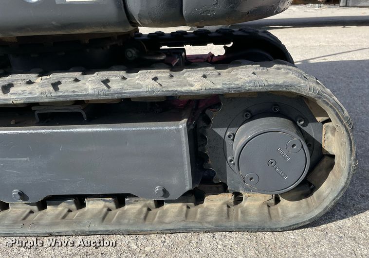 image for item LV9965 2015 IHI 17VX  mini excavator