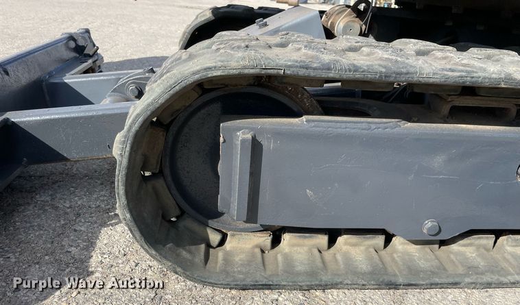 image for item LV9965 2015 IHI 17VX  mini excavator
