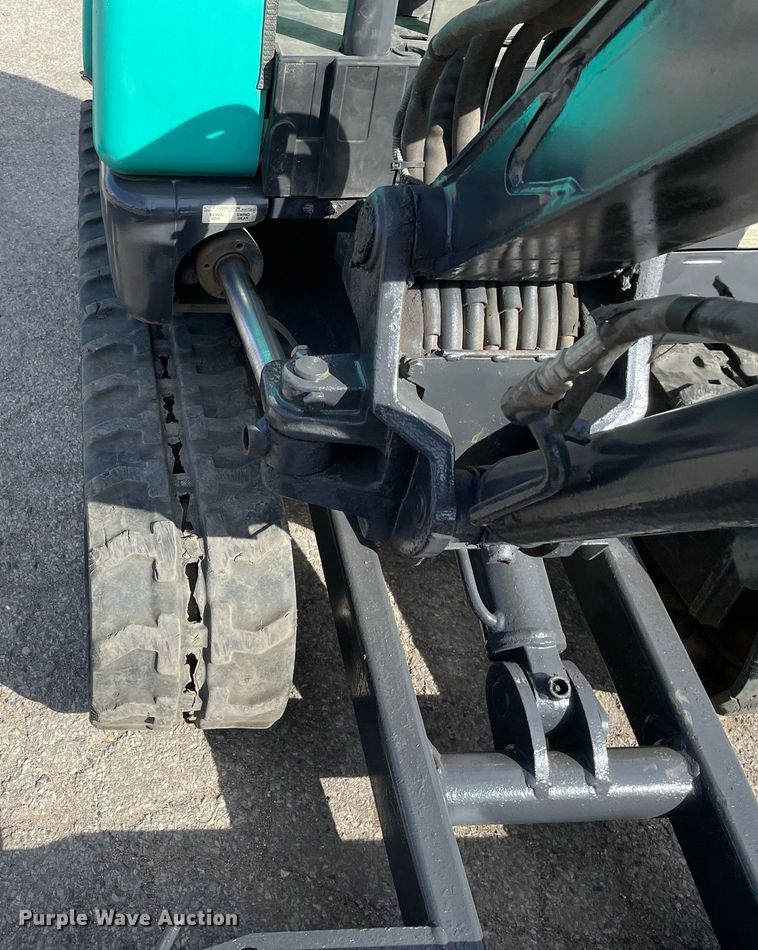 image for item LV9965 2015 IHI 17VX  mini excavator