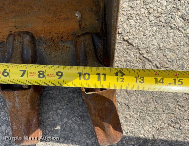 image for item LV9965 2015 IHI 17VX  mini excavator