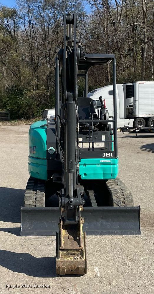 image for item LV9966 2014 IHI 30v4 mini excavator