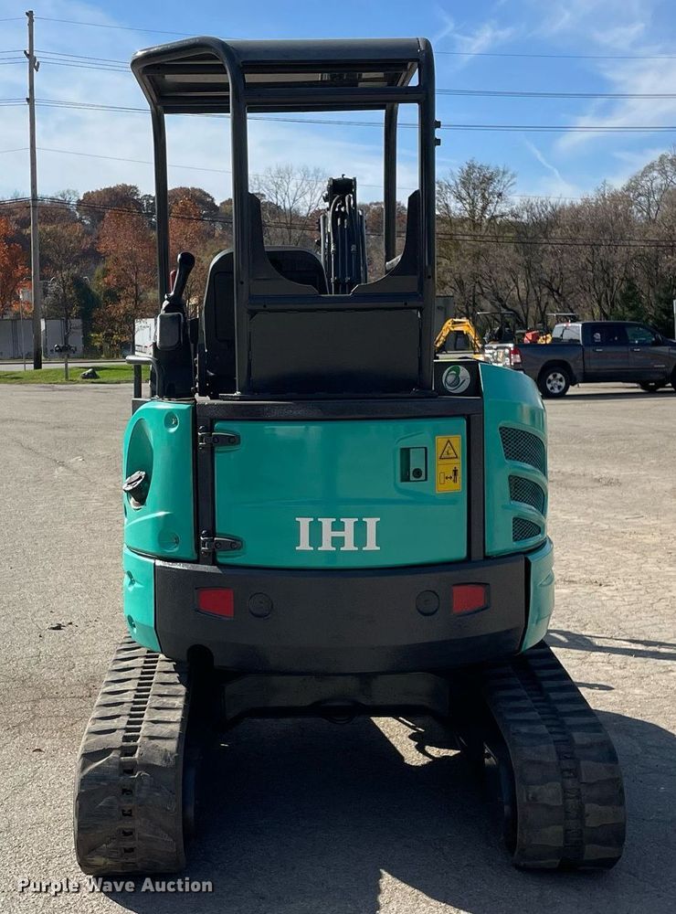 image for item LV9966 2014 IHI 30v4 mini excavator