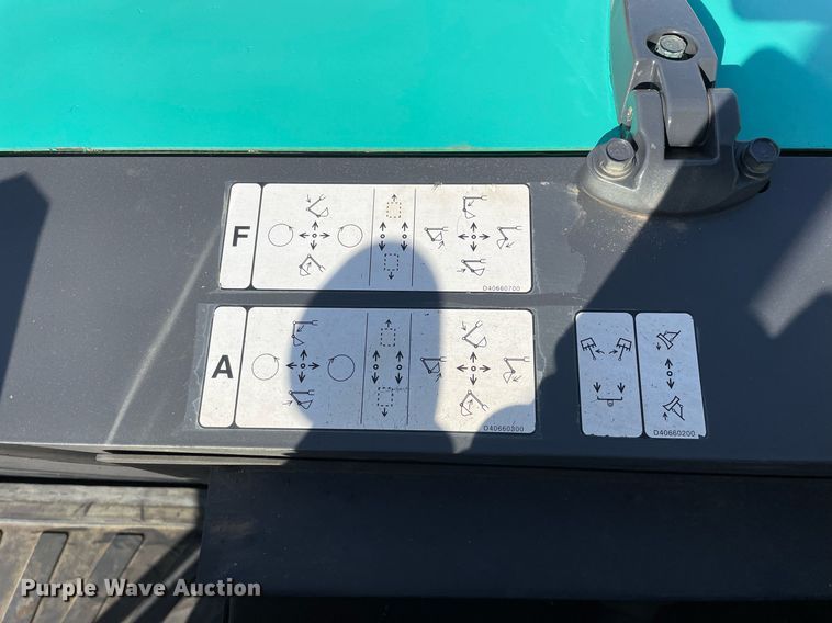 image for item LV9966 2014 IHI 30v4 mini excavator