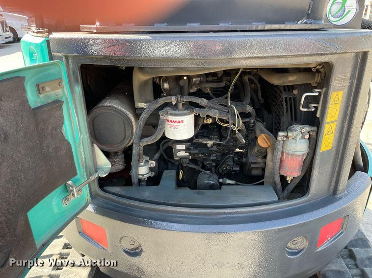 image for item LV9966 2014 IHI 30v4 mini excavator