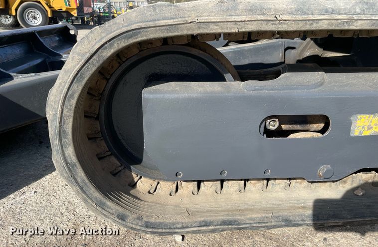 image for item LV9966 2014 IHI 30v4 mini excavator