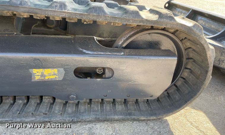 image for item LV9966 2014 IHI 30v4 mini excavator