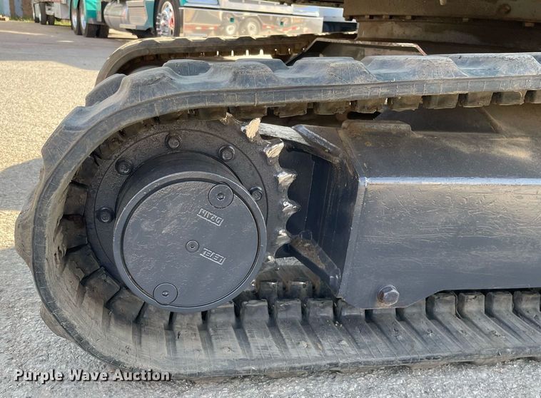 image for item LV9966 2014 IHI 30v4 mini excavator