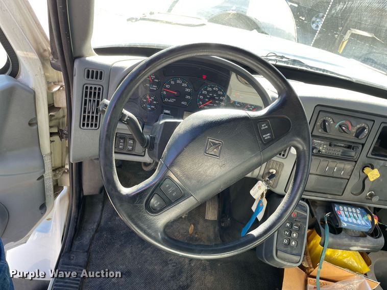 image for item LV9971 2006 International 7500  sewer jetter truck