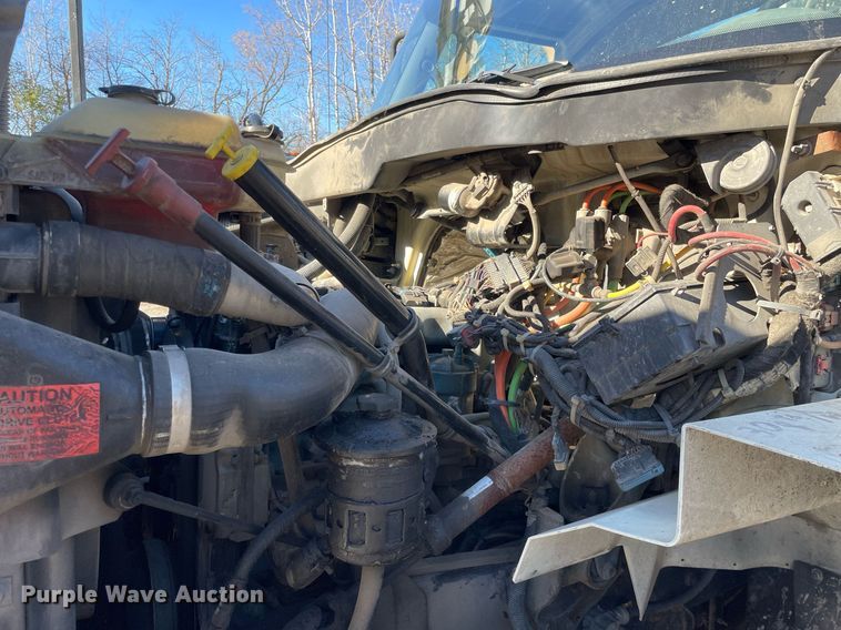 image for item LV9971 2006 International 7500  sewer jetter truck