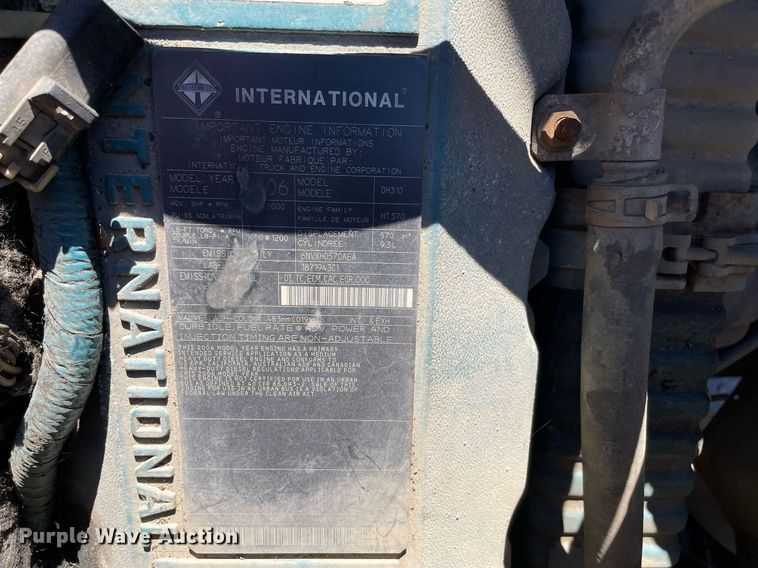 image for item LV9971 2006 International 7500  sewer jetter truck