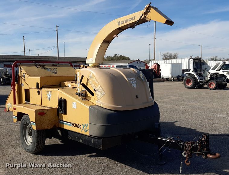 2005 Vermeer BC1400 wood chipper in Wichita, KS Item LX9802 for sale Purple Wave