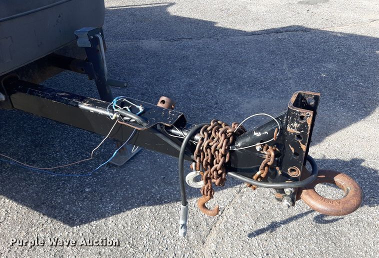 image for item LX9802 2005 Vermeer BC1400  wood chipper