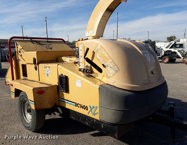 image for item LX9802 2005 Vermeer BC1400  wood chipper