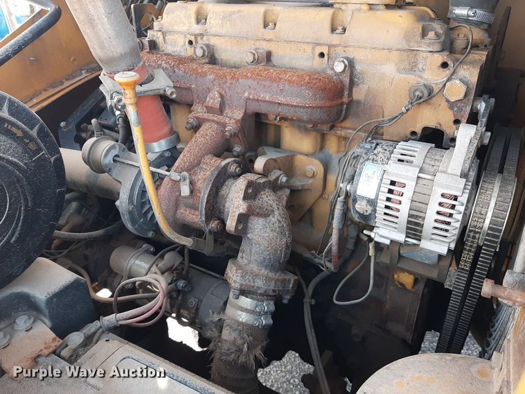 image for item LX9802 2005 Vermeer BC1400  wood chipper