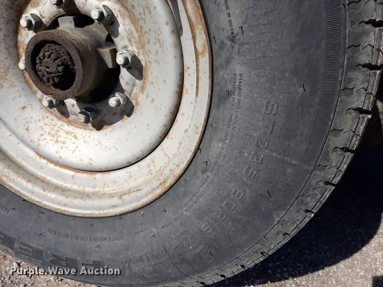 image for item LX9802 2005 Vermeer BC1400  wood chipper