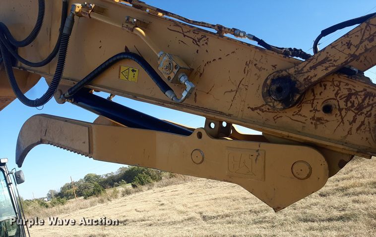 image for item LX9812 2011 Caterpillar 319D LN  excavator