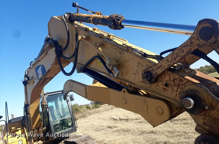 image for item LX9812 2011 Caterpillar 319D LN  excavator