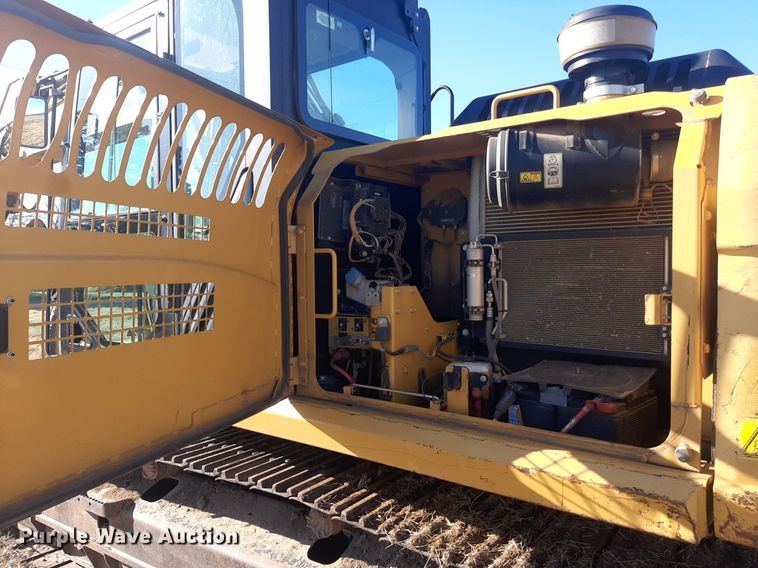 image for item LX9812 2011 Caterpillar 319D LN  excavator
