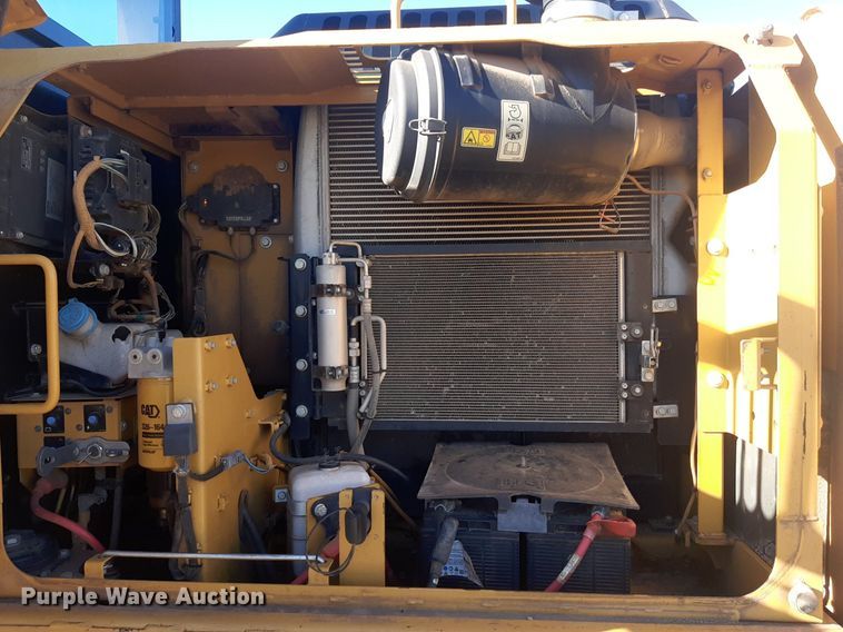 image for item LX9812 2011 Caterpillar 319D LN  excavator