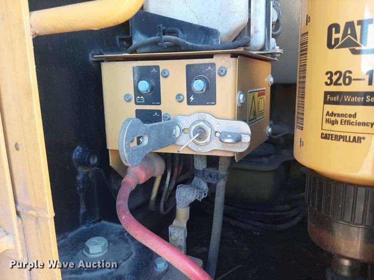 image for item LX9812 2011 Caterpillar 319D LN  excavator