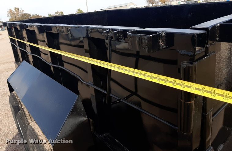 image for item LX9813 2003 Parker  dump trailer