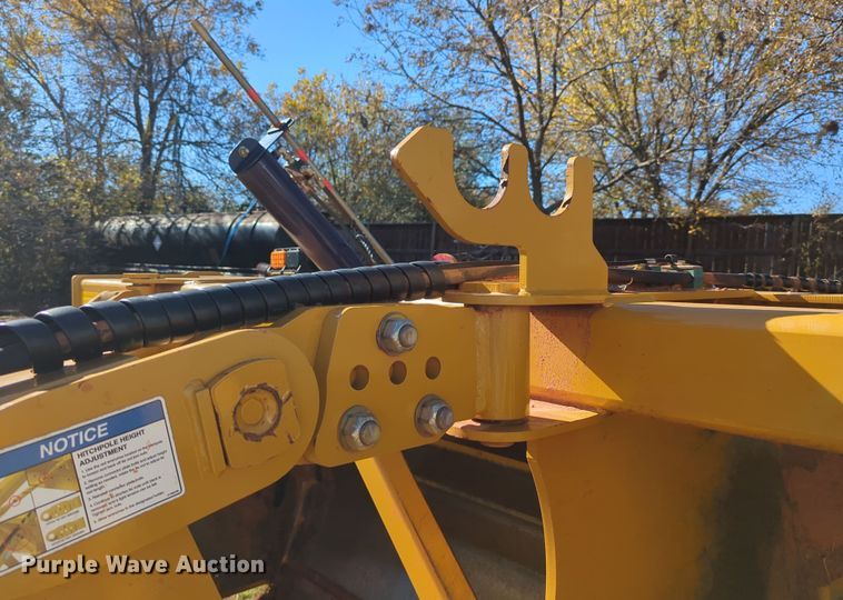 image for item LY9478 2019 K-tec 1613 Flex  scraper