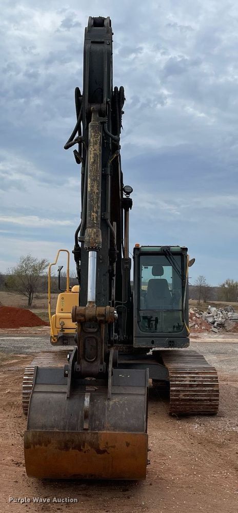 image for item LY9485 2012 Volvo EX220DL  excavator