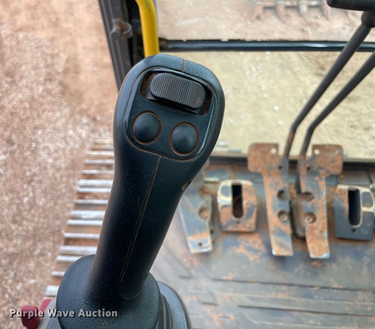 image for item LY9485 2012 Volvo EX220DL  excavator