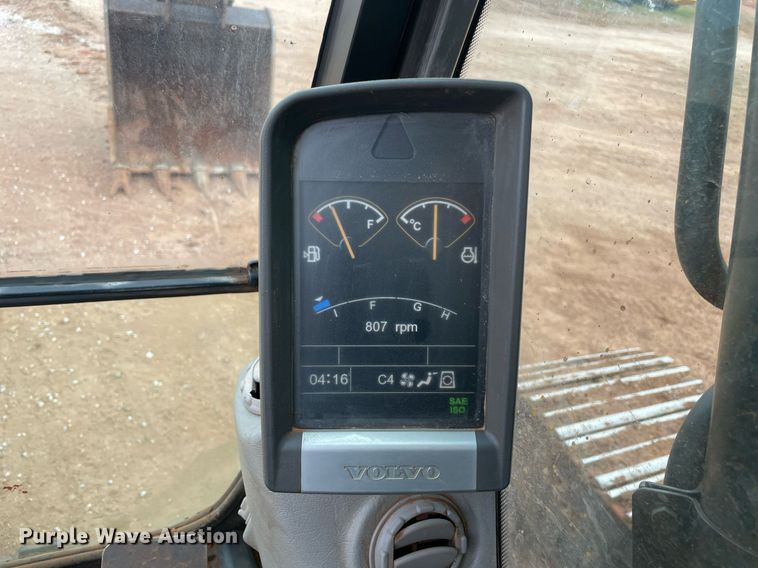 image for item LY9485 2012 Volvo EX220DL  excavator