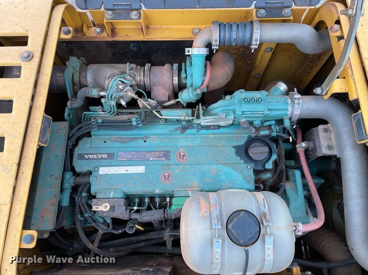 image for item LY9485 2012 Volvo EX220DL  excavator