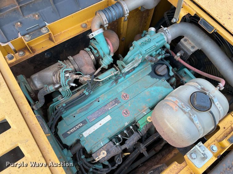 image for item LY9485 2012 Volvo EX220DL  excavator