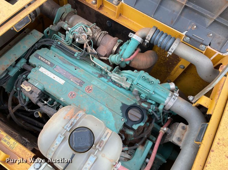 image for item LY9485 2012 Volvo EX220DL  excavator