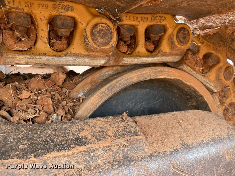 image for item LY9485 2012 Volvo EX220DL  excavator